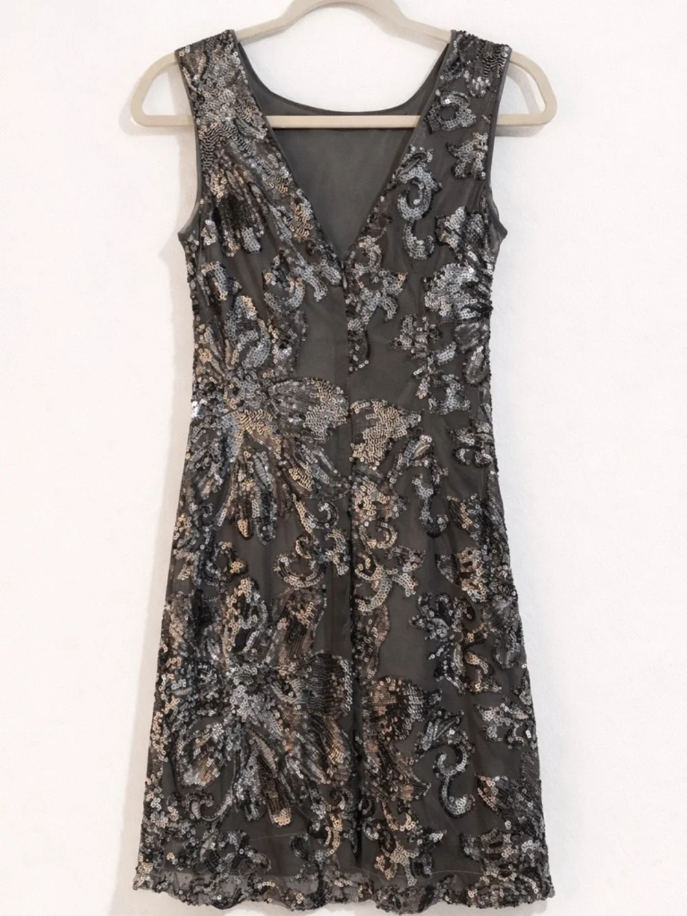 White House Black Market elegant eye